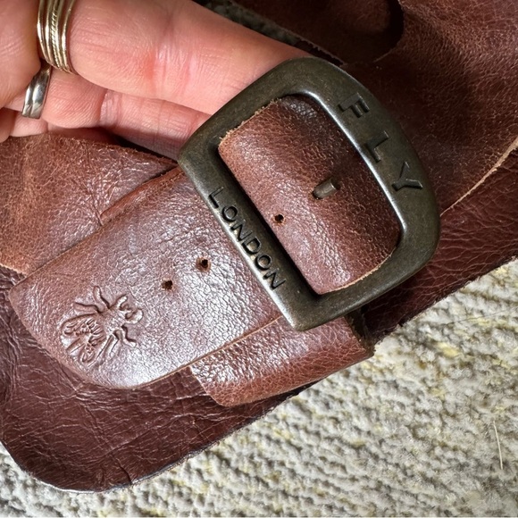 Fly London Sandals Bian flats Leather Sandals Brown strappy gladiator 40 9 9.5 - Picture 9 of 13